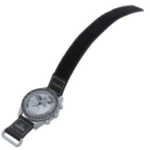 未使用 オメガ × スウォッチ スピードマスター ミッショントゥザ アースフェイズ ムーンフェイズ SO33M700 クオーツ腕時計 ナイロン/バイオセラミック グレー 1405【中古】OMEGA メンズ