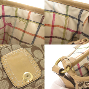 美品 コーチ シグネチャー キャンバス パテントレザー ベージュ ショルダーバッグ 1504【中古】COACH