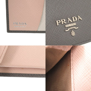 美品 プラダ サフィアーノレザー グレー ピンク 二つ折り財布 0064【中古】PRADA