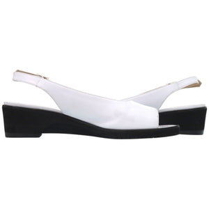 美品 サルヴァトーレ フェラガモ DP44994 レザー ホワイト 白 パンプス 0734【中古】Salvatore Ferragamo