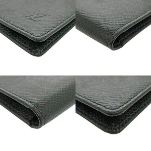 美品 ルイ ヴィトン ポルト2 カルト ヴェルティカル M30494 タイガ エピセア パスケース グリーン LV 1121【中古】LOUIS VUITTON