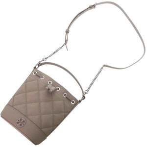 新品同様 トリーバーチ ウィラマットミニバケットバッグ 149680 レザー 082 Gray Heron アオサギ ハンドバッグ 1361【中古】Tory Burch