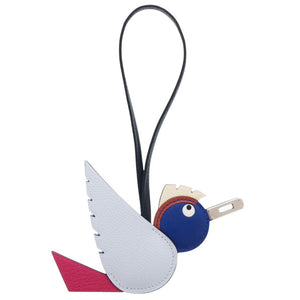 未使用 エルメス バーディチャーム ケリー プレート ヴォーエプソン/シェブルミゾル/ヴォースイフト ブルーブリュム/ブルーロワイヤル/ローズメキシコ シルバー金具 K刻印(2025年製) キーホルダー 1745【中古】HERMES