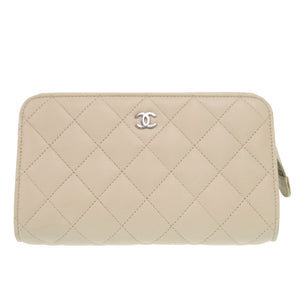 美品 シャネル マトラッセ ポーチ ココマーク ラムスキン 10番台 シルバー金具 アイボリー 白 1840【中古】CHANEL