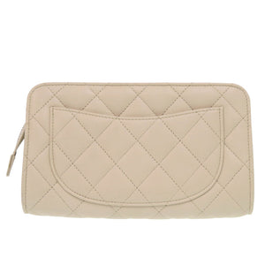 美品 シャネル マトラッセ ポーチ ココマーク ラムスキン 10番台 シルバー金具 アイボリー 白 1840【中古】CHANEL
