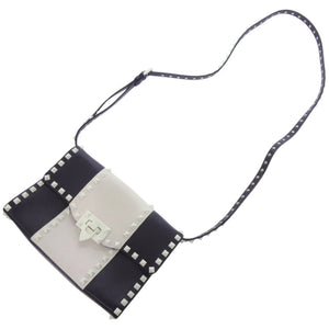 美品 ヴァレンティノ ガラヴァーニ フリー ロックスタッズ スパイク レザー ホワイト 紺 ショルダーバッグ 1912【中古】Valentino Garavani
