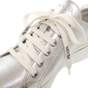 未使用 プラダ 厚底 サイズ37 レザー シルバー スニーカー 2026【中古】PRADA