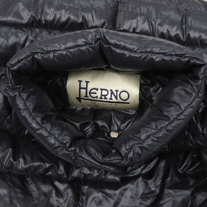 美品 ヘルノ AMELIA PI0505DIC ナイロン/ダウン ブラック ダウンジャケット ダウンコート 黒 0063【中古】Herno