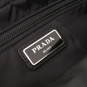美品 プラダ トライアングルロゴ ナイロン ブラック ボディバッグ ベルトバッグ 黒 0135【中古】PRADA