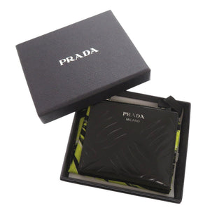 美品 プラダ ロゴ コンパクトウォレット ブラッシュドレザー ブラック 二つ折り財布 黒 0352【中古】PRADA