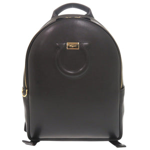 新品同様 サルヴァトーレフェラガモ ガンチーニ レザー ブラック リュック デイパック 黒 1112【中古】Salvatore Ferragamo
