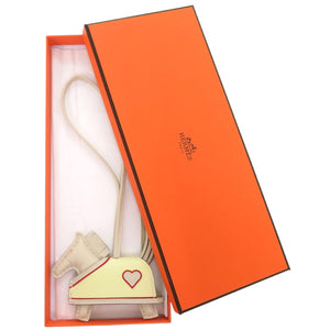 未使用品 エルメス ロデオ ロベオクールPM ハート アニョーミロ クレ K刻印 白 キーホルダー 1260【中古】HERMES