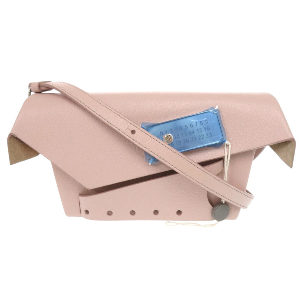 未使用品 メゾン マルジェラ スナッチ S56WF0156 レザー ピンク ショルダーバッグ 0388【中古】Maison Margiela