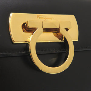 美品 サルヴァトーレフェラガモ 2WAY ガンチーニ O21 2181 カーフレザー ブラック ハンドバッグ 黒 0662【中古】Salvatore Ferragamo
