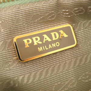 美品 プラダ リボン サテン グリーン ポーチ 小物入れ 0957【中古】PRADA