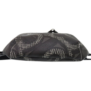 美品 バーバリー TBモノグラム ボディバッグ ワンショルダー ウエストバッグ PVC ブラック 1380【中古】BURBERRY