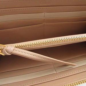 未使用 クロエ アルファベット レザー ベージュ ピンク ラウンドファスナー長財布 財布 1475【中古】Chloe