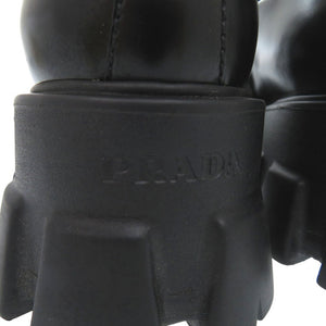 未使用品 プラダ モノリス ポインテッドトゥ ローファー 三角ロゴ トライアングルロゴ 1D663M レザーシューズ レザー NERO 1585【中古】PRADA