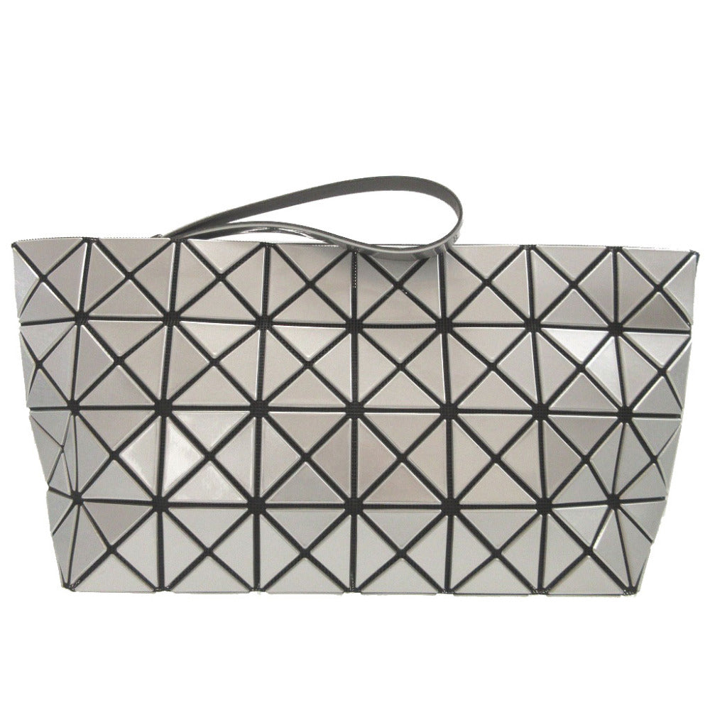 新品同様 イッセイミヤケ バオバオ PVC シルバー クラッチバッグ ポーチ 0519【中古】ISSEIMIYAKE BAOBAO