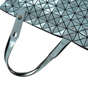 新品同様 イッセイミヤケ BAOBAO バオバオ PLATINUM プラチナム PRISM プリズム BB71AG143 ポリウレタン ポリエステル 真鍮 メタリックブルー トートバッグ 0670【中古】ISSEY MIYAKE