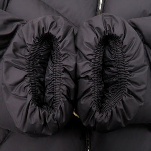 新品同様 モンクレール BROU ダウン/フェザー ブラック ダウンジャケット 黒 1332【中古】MONCLER