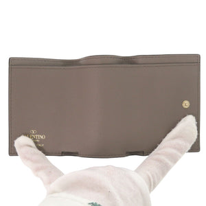 未使用品 ヴァレンティノ ガラヴァーニ ロックスタッズ コンパクトウォレット 2W2P0Q4780L レザー ベージュ グレージュ 三つ折り財布 1416【中古】Valentino Garavani