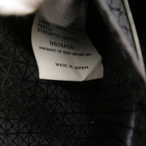 新品同様 イッセイミヤケ バオバオ パープル ハンドバッグ 紫 0004【中古】ISSEY MIYAKE
