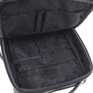 新品同様 ゼロハリバートン Z PACK d type-C Laminated Small Backpack 81681 ネイビー リュック デイパック 紺 1014【中古】ZERO HALLIBURTON