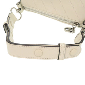 未使用 グッチ ブロンディ 760170 ワンショルダーバッグ レザー ホワイト ショルダーバッグ 白 1167【中古】GUCCI