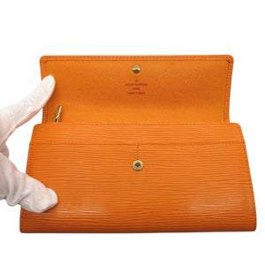 美品 ルイ ヴィトン エピ ポルトモネクレディ マンダリン M6359H 長財布 LV 1294 【中古】 LOUIS VUITTON
