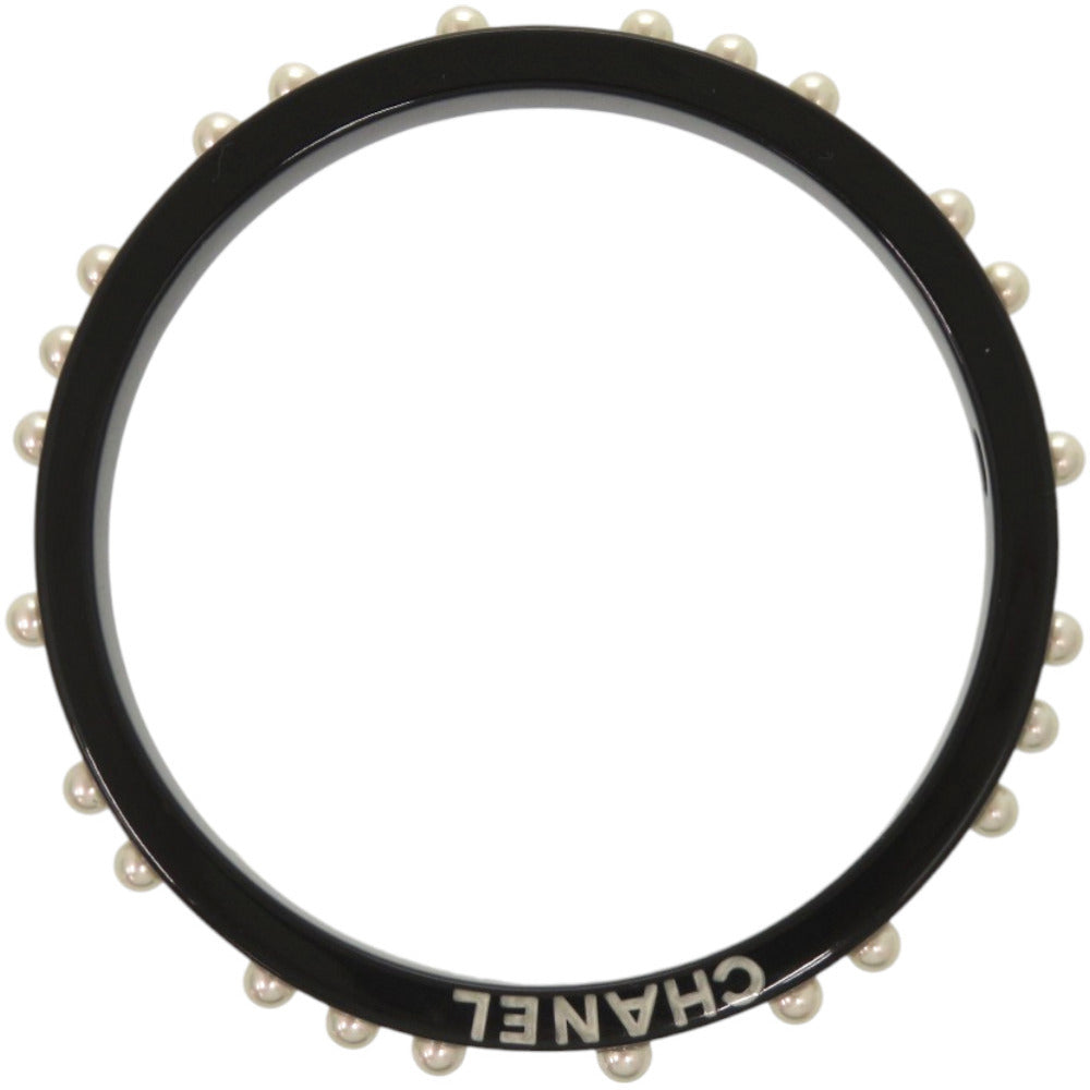 美品 シャネル ロゴ フェイクパール プラスチック ブラック 黒 バングル 1736【中古】CHANEL
