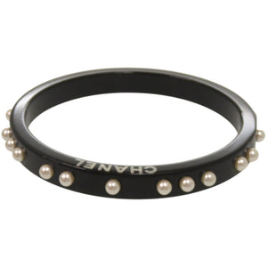 美品 シャネル ロゴ フェイクパール プラスチック ブラック 黒 バングル 1736【中古】CHANEL