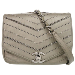 美品 シャネル シェブロン ココマーク レザー グレー 26番台 チェーンショルダーバッグ 0243【中古】CHANEL