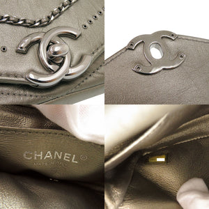 美品 シャネル シェブロン ココマーク レザー グレー 26番台 チェーンショルダーバッグ 0243【中古】CHANEL
