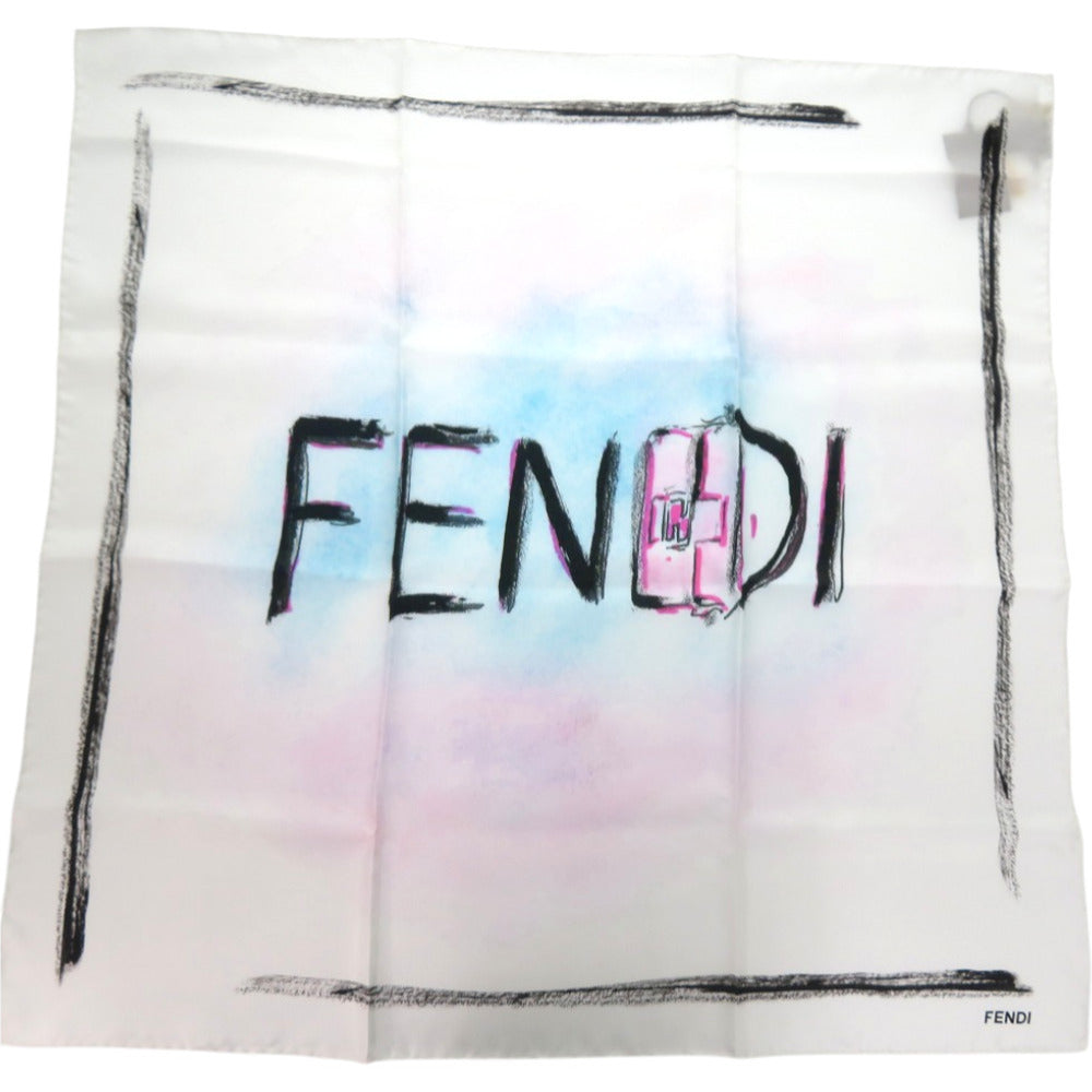 新品同様 フェンディ バゲットマニア ロゴ FXT071 シルク ホワイト 白 スカーフ 0331【中古】FENDI