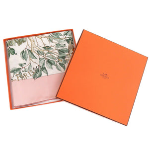 新品同様 エルメス カレ90 Au Cœur des Bois 森の奥で シルク ピンク スカーフ 0477【中古】HERMES