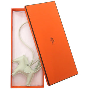 未使用品 エルメス ロデオPM ラムスキン ヴェールフィズ キーホルダー W刻印 0490【中古】HERMES