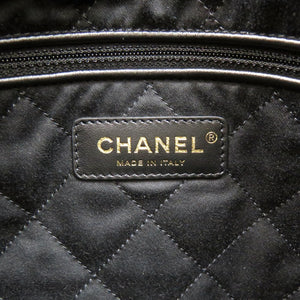 美品 シャネル シャネル 22 ミディアム カーフ ブラック ランダムプレート リュック 黒 1782【中古】CHANEL