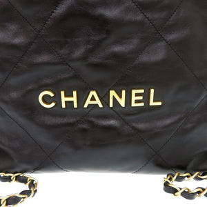 美品 シャネル シャネル 22 ミディアム カーフ ブラック ランダムプレート リュック 黒 1782【中古】CHANEL