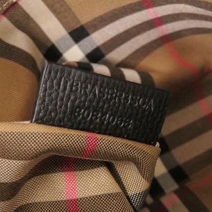 美品 バーバリー ノバチェック レザー ブラック ショルダーバッグ 黒 1903【中古】BURBERRY