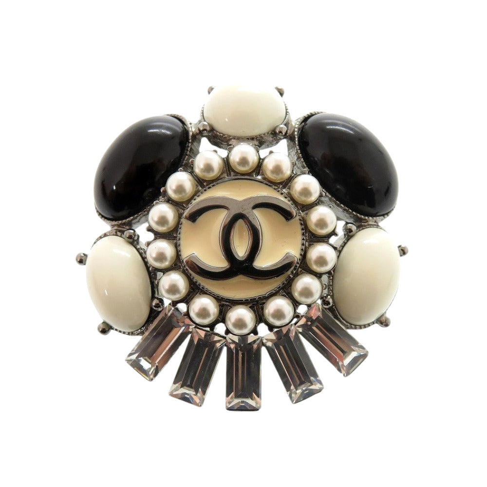 美品 シャネル ココマーク ブローチ メタル フェイクパール ビジュー ブラック ホワイト 黒 白 0443【中古】CHANEL