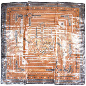 新品同様 エルメス カレ 55 BANDANA DISCO シルク メタリックファイバー オレンジ スカーフ 0465 【中古】 HERMES