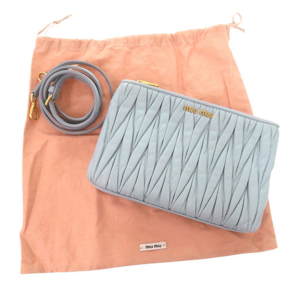 ミュウミュウ マテラッセ ロゴ レザー ライトブルー ショルダーバッグ 青 0567【中古】MIUMIU
