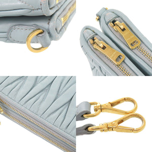 ミュウミュウ マテラッセ ロゴ レザー ライトブルー ショルダーバッグ 青 0567【中古】MIUMIU