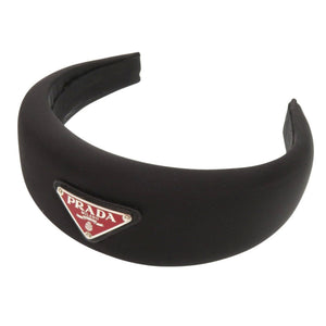 新品同様 プラダ カチューシャ ナイロン ブラック シルバー金具 ロゴ 0628 【中古】 PRADA