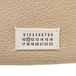 新品同様 メゾン マルジェラ 5AC カメラバッグ SB1WG0016 レザー ベージュ ショルダーバッグ 0719【中古】Maison Margiela