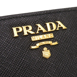 新品同様 プラダ サフィアーノ 1ML225 レザー ブラック 二つ折り財布 黒 1071【中古】PRADA