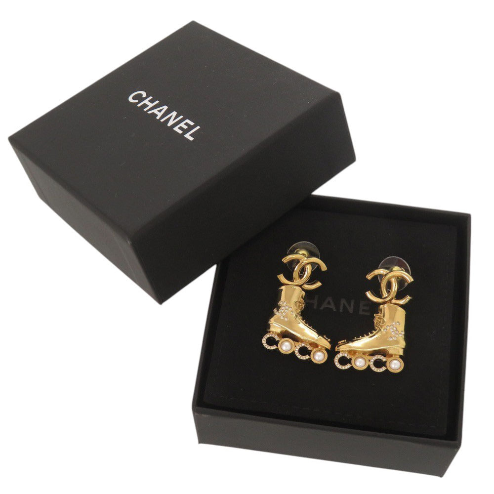 未使用品 シャネル ココマーク ローラースケート メタル ラインストーン フェイクパール ゴールド ピアス 1465【中古】CHANEL