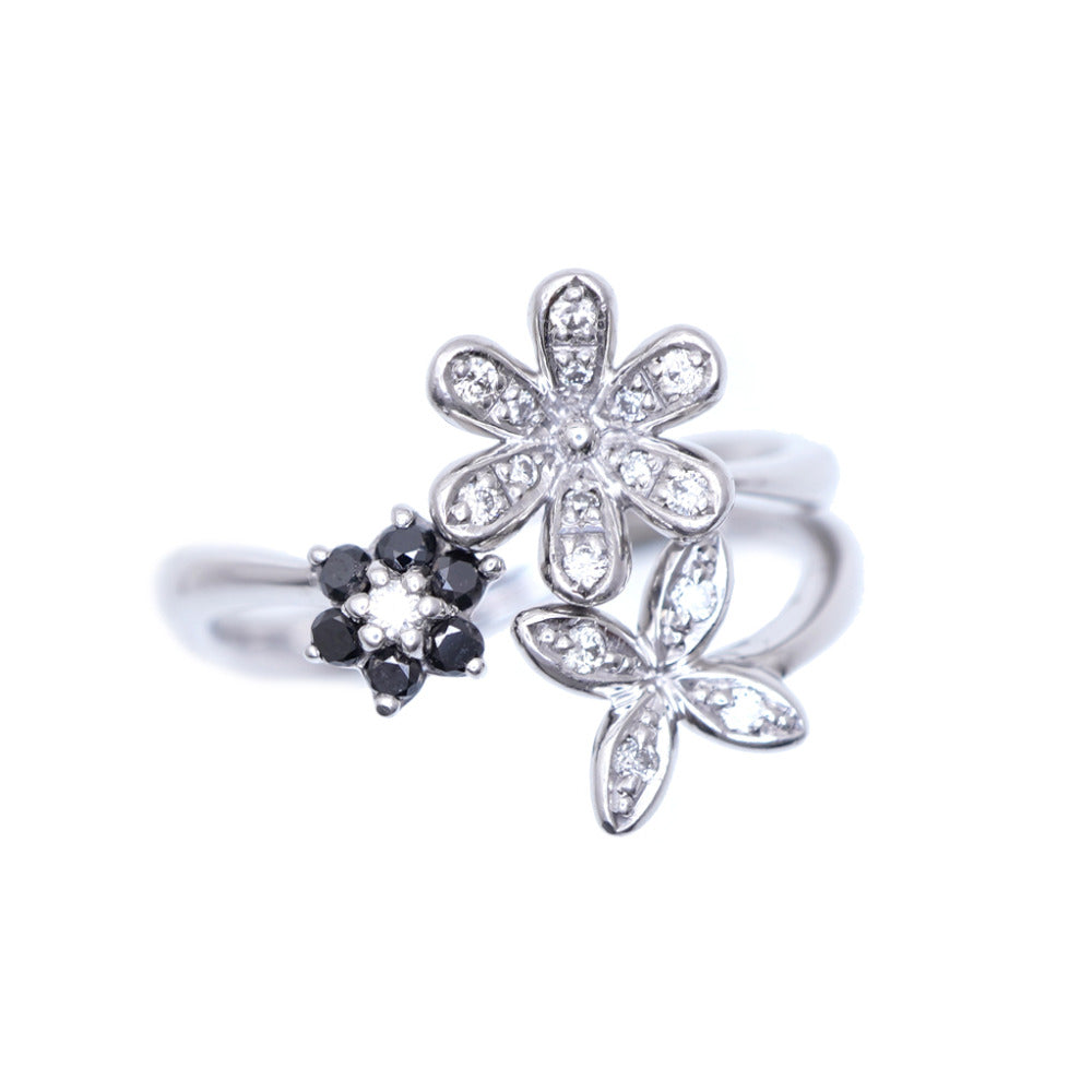 美品 フラワーモチーフ K18WG ダイヤ0.12ct ブラックダイヤ0.11ct リング 指輪 ホワイトゴールド/ダイヤモンド 13号 ジュエリー 0039【中古】 レディース