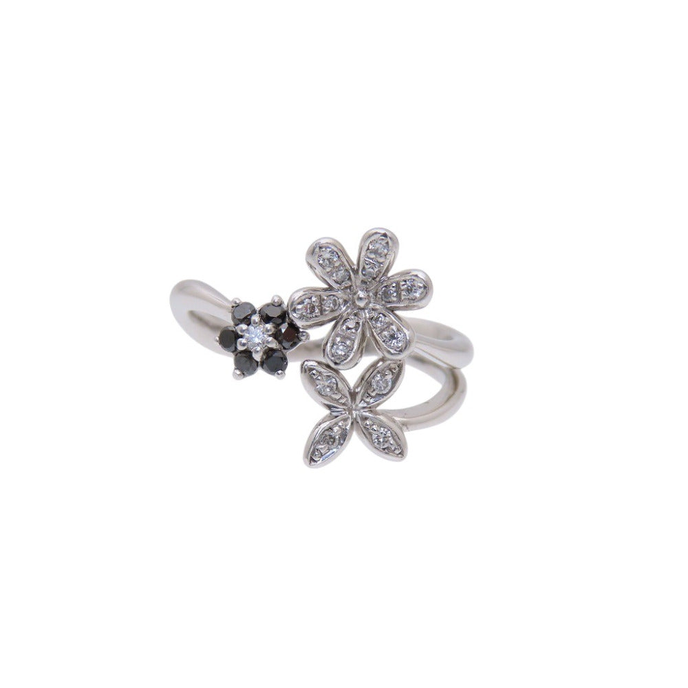美品 フラワーモチーフ K18WG ダイヤ0.12ct ブラックダイヤ0.11ct リング 指輪 ホワイトゴールド/ダイヤモンド 13号 ジュエリー 0039【中古】 レディース